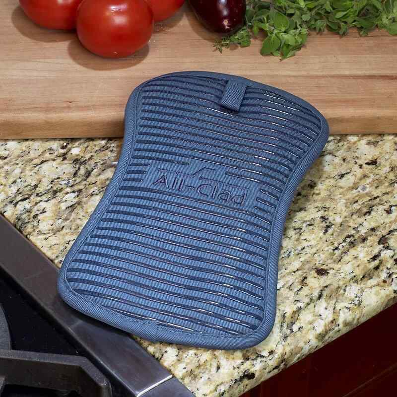 All-Clad 4-Piece Potholder and Oven Mitt Set